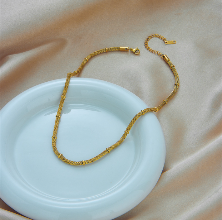 Textured Gold Mesh Chain Necklace