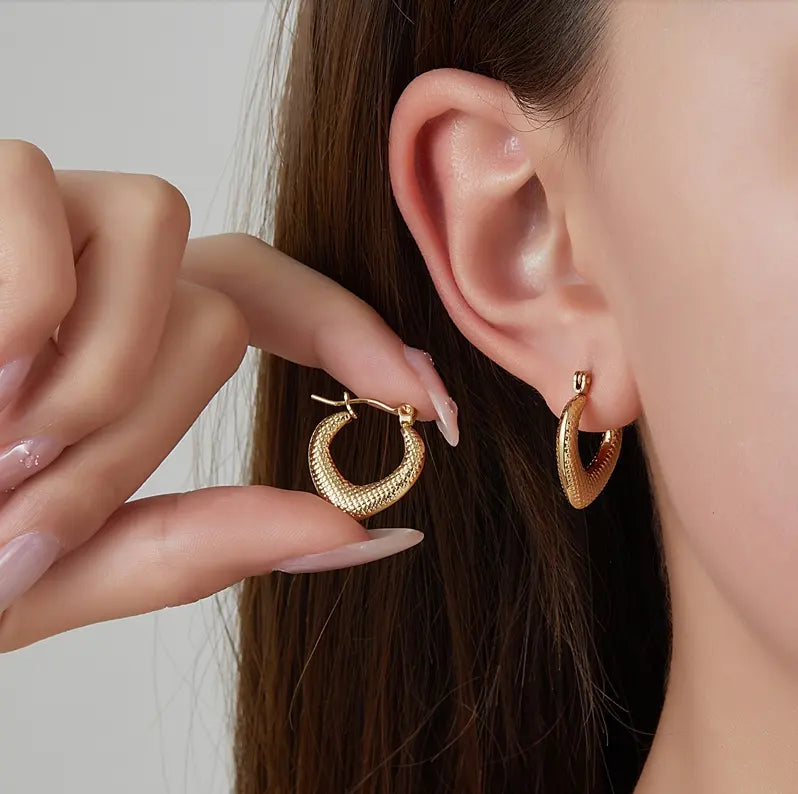 Textured Classic Anti-Tarnish Hoop Earrings - BlingVows - Best Imitation & Anti Tarnish Jewelry Wholesaler