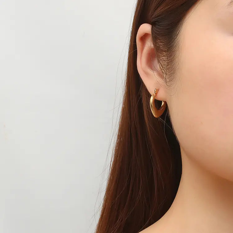 Textured Classic Anti-Tarnish Hoop Earrings - BlingVows - Best Imitation & Anti Tarnish Jewelry Wholesaler